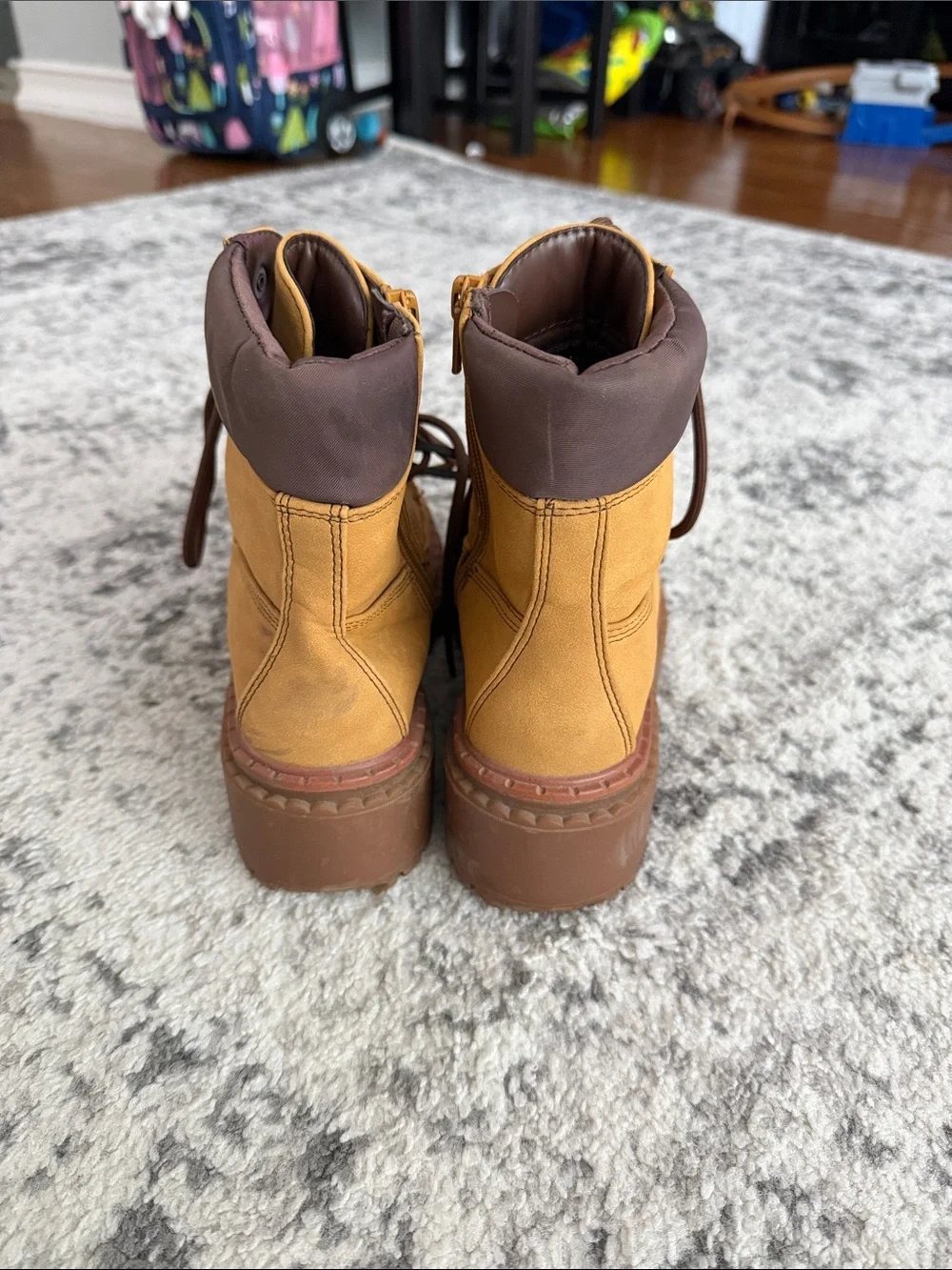 wild fable Kids Brown-Tan Lace-Up Hiking Boots